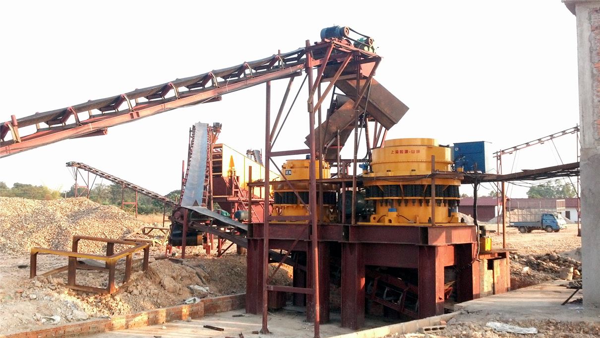 增加选矿设备皮带输送机的使用寿数的几个要点?