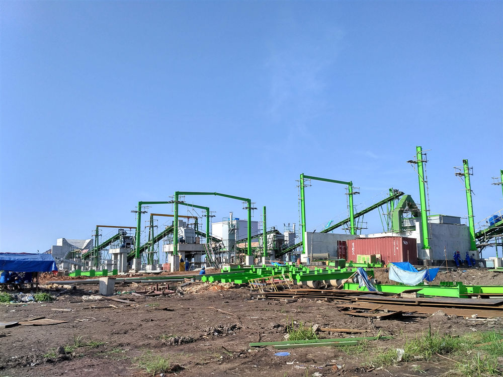 <b>生产破碎机的厂家提供时产300吨石灰岩生产线设备选型技术方案</b>